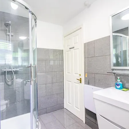 Daire The By The Walls